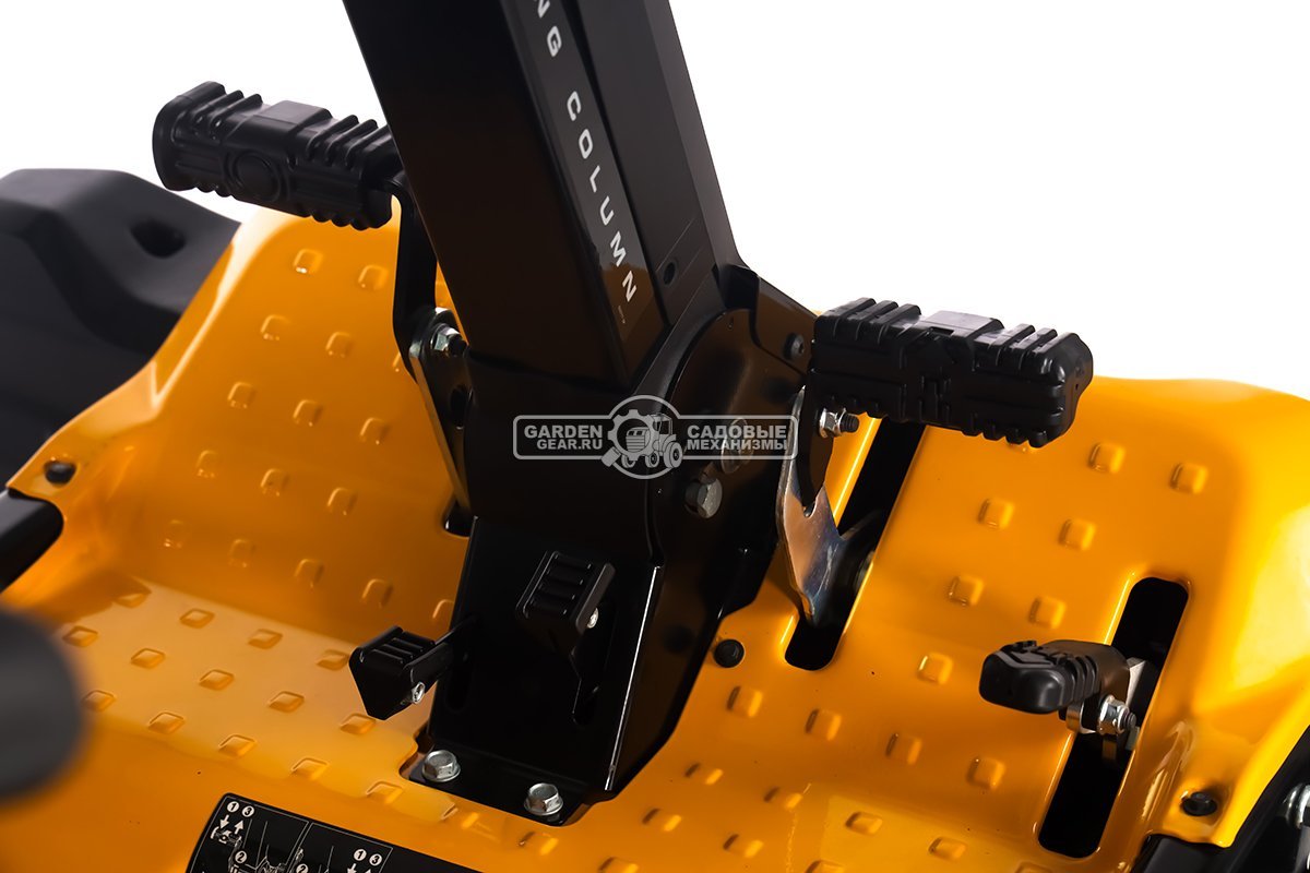 Садовый райдер Cub Cadet RZT-S 46 с нулевым радиусом разворота (USA, Kohler KT730, 725 куб. см., гидростатика, ширина кошения 117 см, 256 кг)
