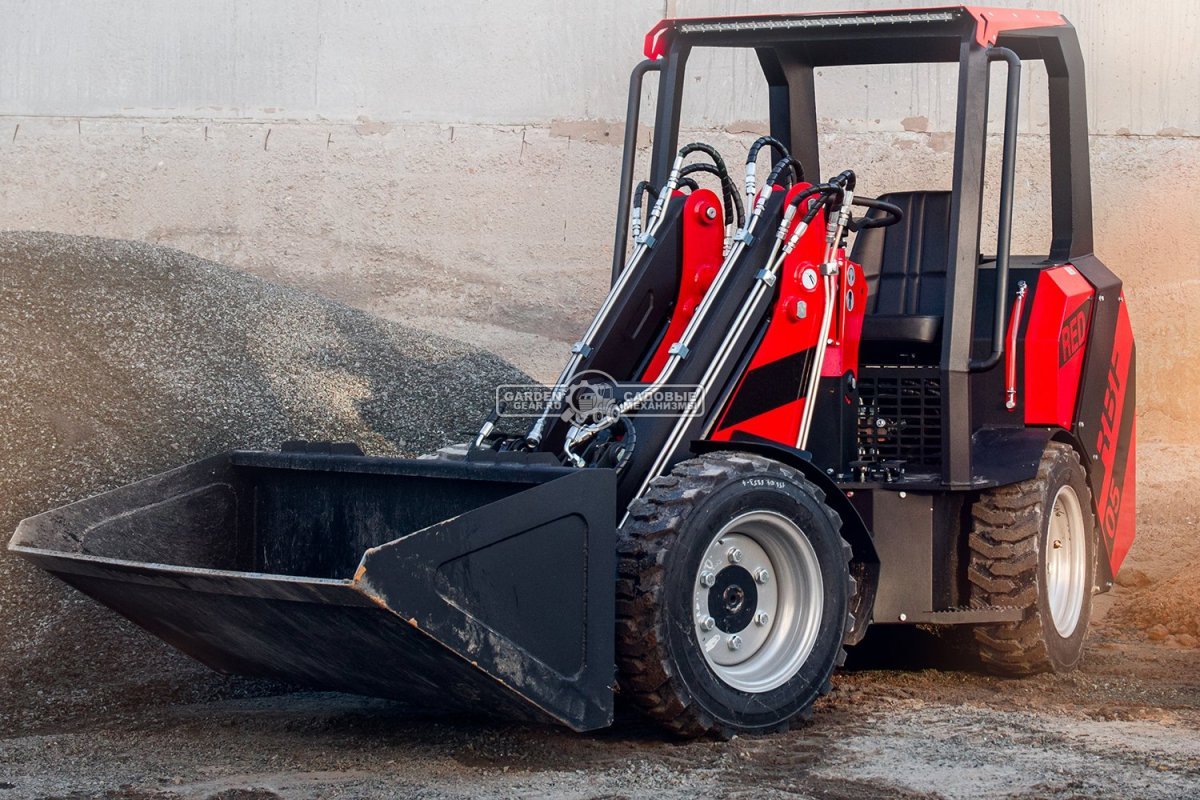 Мини-погрузчик шарнирно сочленённый RED RBF-05 с открытой кабиной Lifan 37 л.с., грузоподъемность до 1000 кг., ковш 300 л., 1600 кг.
