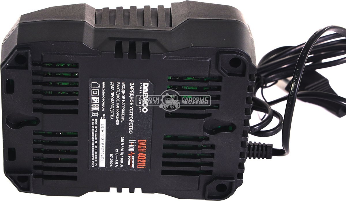 Зарядное устройство Daewoo DACH 4021Li быстрой зарядки (PRC, 4.0А, 21В, 0.3 кг.)