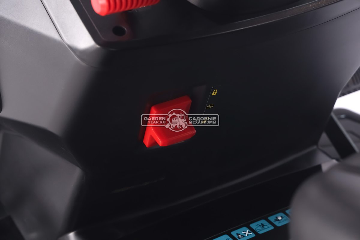 Садовый трактор Steviman TH-339 (PRC, Loncin 586 куб.см., гидростатика, ширина кошения 98 см, травосборник 250 л, 198 кг)
