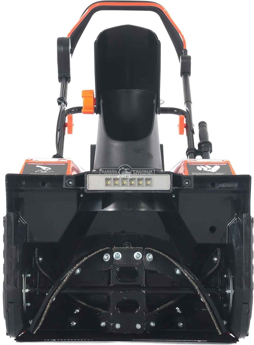 Снегоуборщик аккумуляторный Yard Fox 4625E Basic с 2 АКБ 4 А/ч и ЗУ (PRC, BL 2х20В, ширина 46 см, фара, 2 порта для АКБ, 20 кг)