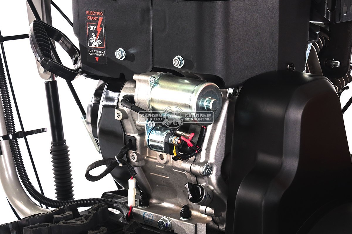 Снегоуборщик Daewoo DAST 430 гусеничный (PRC, 76 см, Daewoo WXE 350, 310 см3, запуск от аккумулятора, фара, гусеницы Arctic track, 125 кг.)