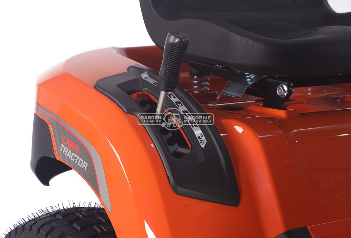 Садовый трактор Yard Fox Optima T 108 SDH (PRC, Loncin V-Twin 586 куб.см., гидростатика, боковой выброс, ширина кошения 108 см, 200 кг)