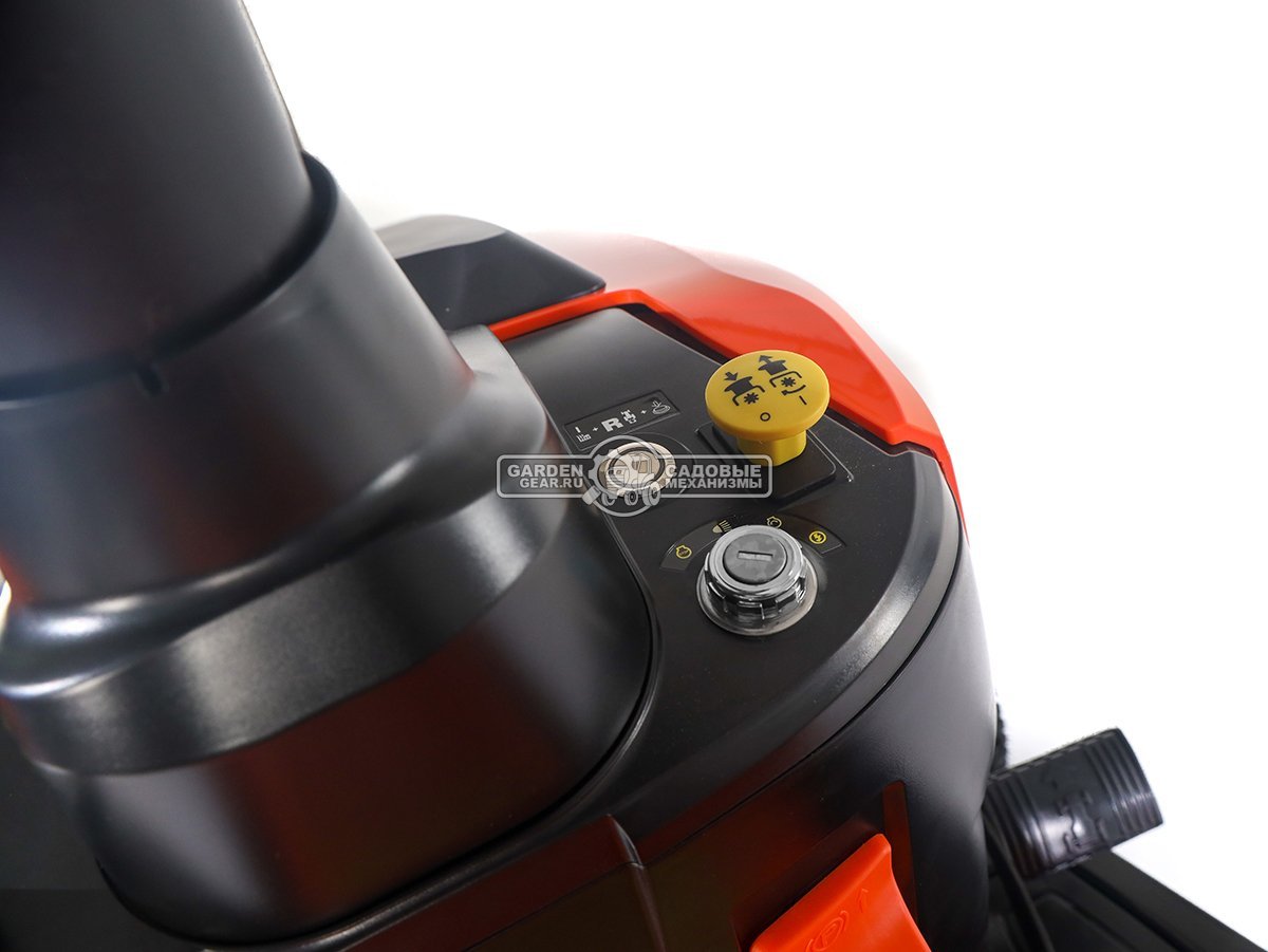 Садовый трактор Yard Fox T 86RBH (PRC, Loncin, 352 куб.см., гидростатика, травосборник 245 л, ширина кошения 86 см, 184 кг)