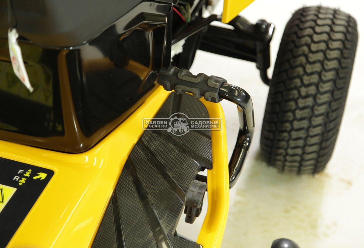 Садовый трактор Cub Cadet XT3 QR95 (USA, Kawasaki, V-Twin, 726 куб.см., гидростатика, травосборник 360 л., ширина кошения 95 см., 247 кг.)