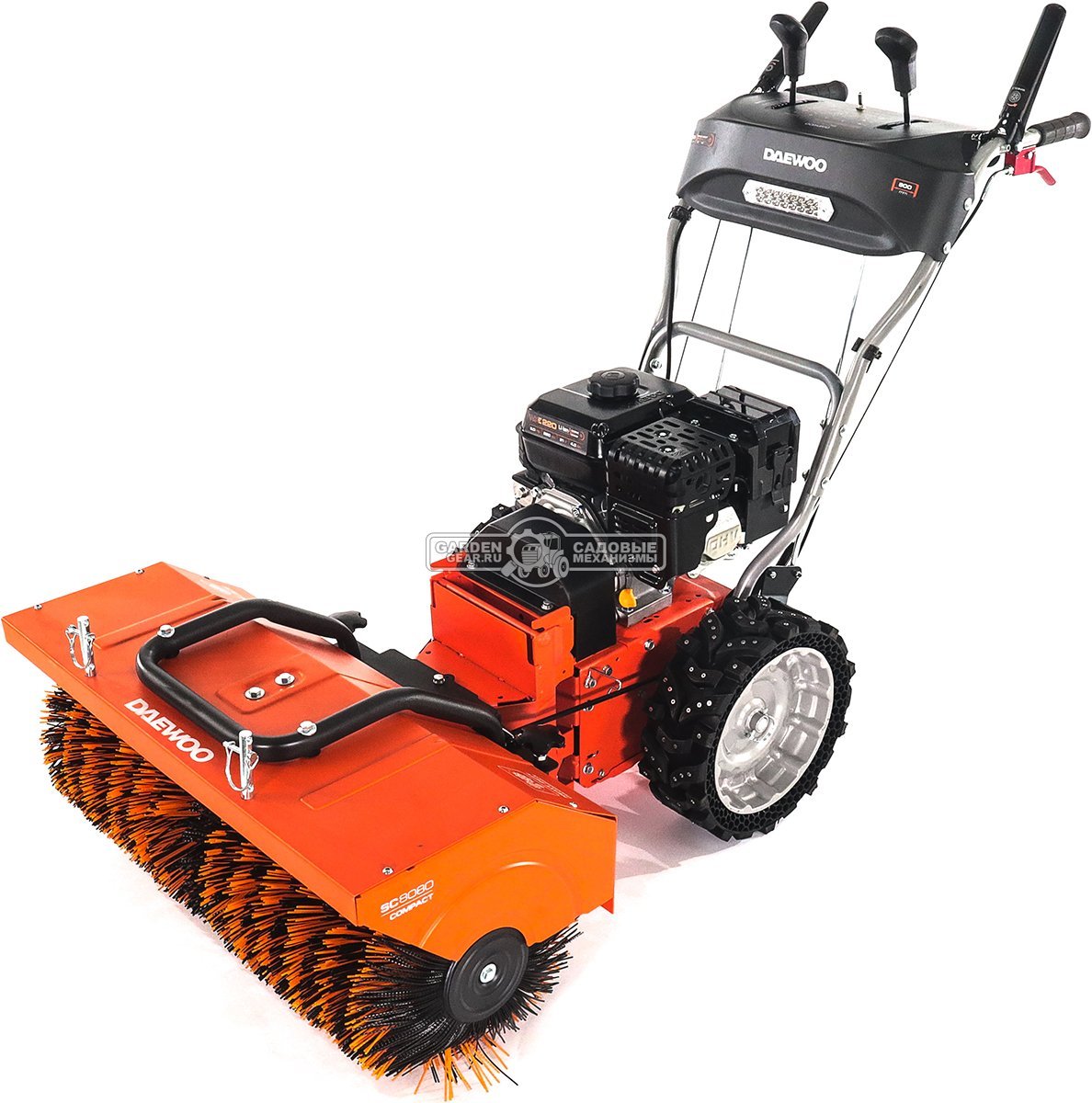 Подметальная машина Daewoo SC 8080 (PRC, Daewoo 220 куб.см., запуск от аккумулятора 21В, фара, скорости 6/2, ширина 80 см., диаметр 35 см., 87 кг.)