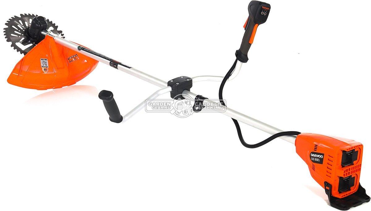 Мотокоса аккумуляторная Daewoo DABC 4242Li SET с 2 АКБ 4 А/ч и ЗУ (PRC,  2х21В, диск + леска 2.4 мм, разъем, Т-рукоятка, 5.9 кг)