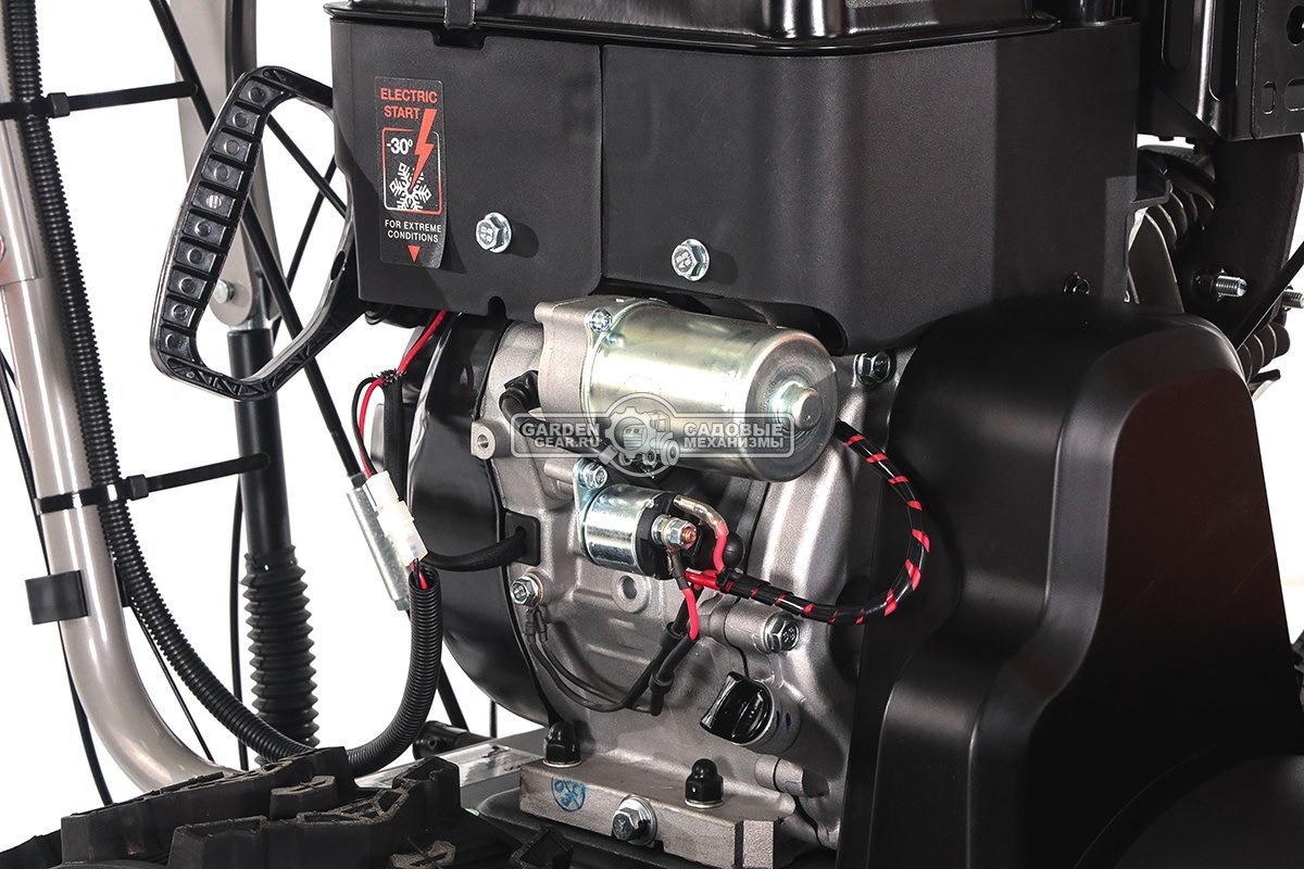 Снегоуборщик Daewoo DAST 430 (EFI) гусеничный (PRC, 76 см, Daewoo WXE 350 EFI, 310 см3, запуск от аккумулятора, фара, гусеницы Arctic track, 125 кг.)