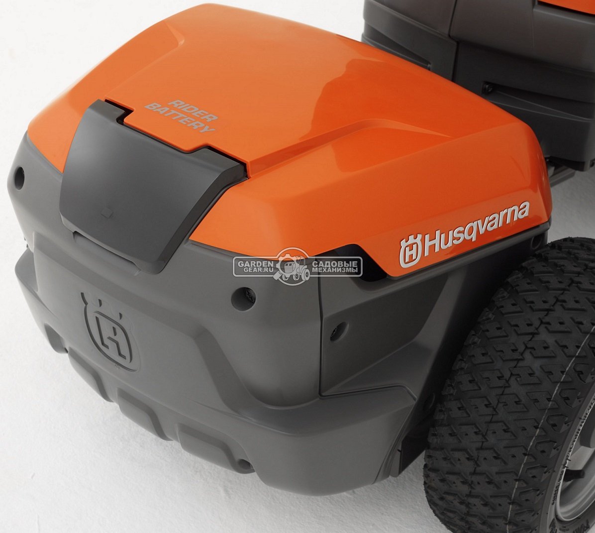 Садовый райдер Husqvarna Battery Rider аккумуляторный с декой 85 см. (SWE, 125 Ah., 3x12V., гидростатика, 270 кг.)