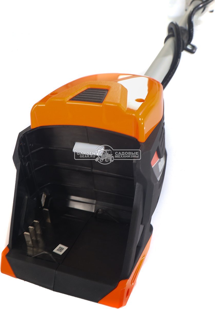 Мотокоса аккумуляторная Yard Fox BC4025B SET с АКБ 4.0 А/ч и ЗУ (PRC, 40В, BL, нож 3T + леска 2.0 мм, разъем, Т-ручка, 6.0 кг)