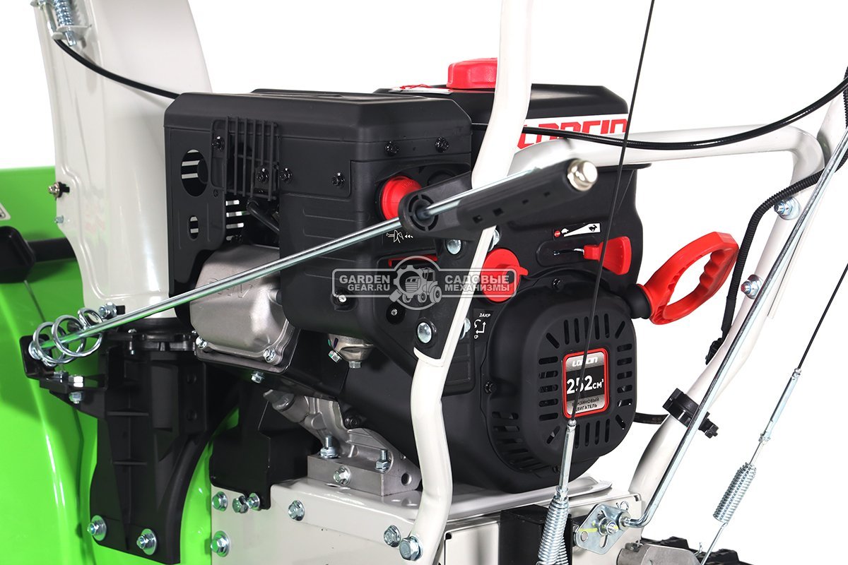 Снегоуборщик RedVerg RD-SB61/9TE гусеничный (PRC, 61 см, Loncin G250FDS, 9.0 л.с., 270 см3, фара, эл/стартер 220В, скорости 6/2, 90 кг.)