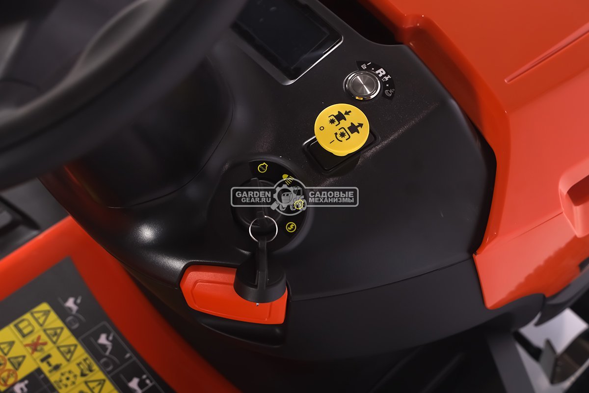 Садовый трактор Yard Fox Optima T 86 RBH (PRC, Loncin 432 куб.см., гидростатика, травосборник 260 л, ширина кошения 86 см, 190 кг)