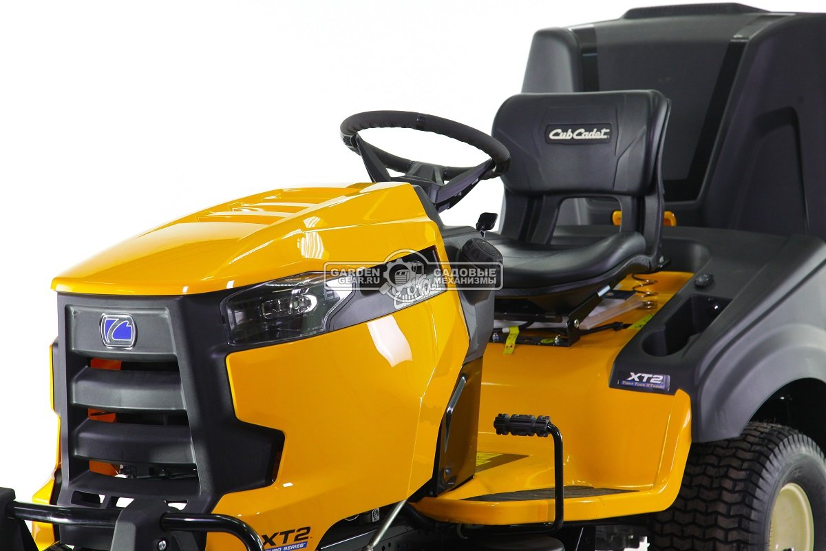 Садовый трактор Cub Cadet XT2 PR106iE (USA, Cub Cadet 679 EFI, V-Twin, 679 куб.см., гидростатика, травосборник 320 л., ширина кошения 106 см., 253 кг)