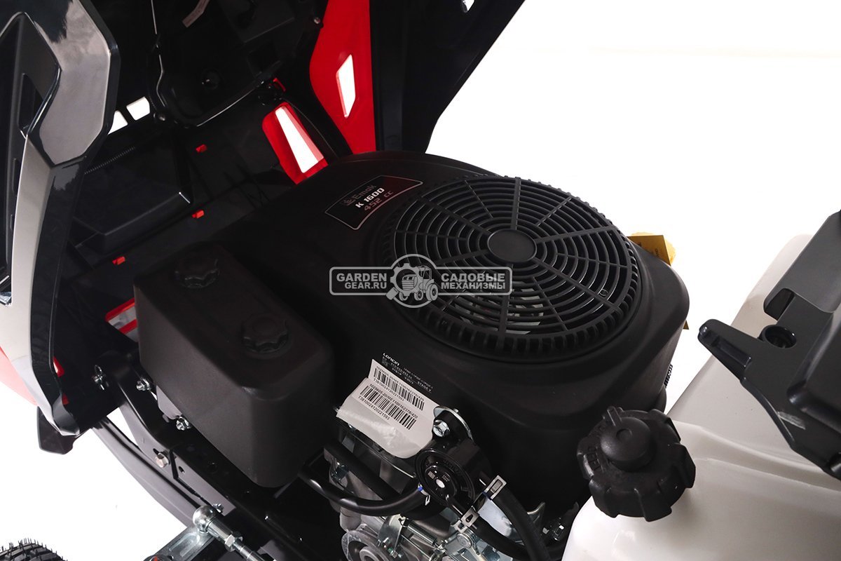 Садовый трактор Oleo-Mac OM 102R/16 K (PRC, Emak K 1600 AVD, 452 см3, 102 см., гидростатика, травосборник 300 л., 194 кг.)