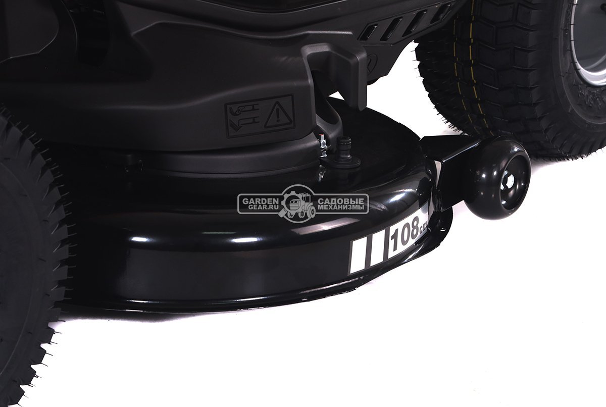 Садовый трактор Oleo-Mac OM 109L/16 K (PRC, Emak K 1600 AVD, 452 см3, 108 см., боковой выброс, гидростатика, 170 кг.)