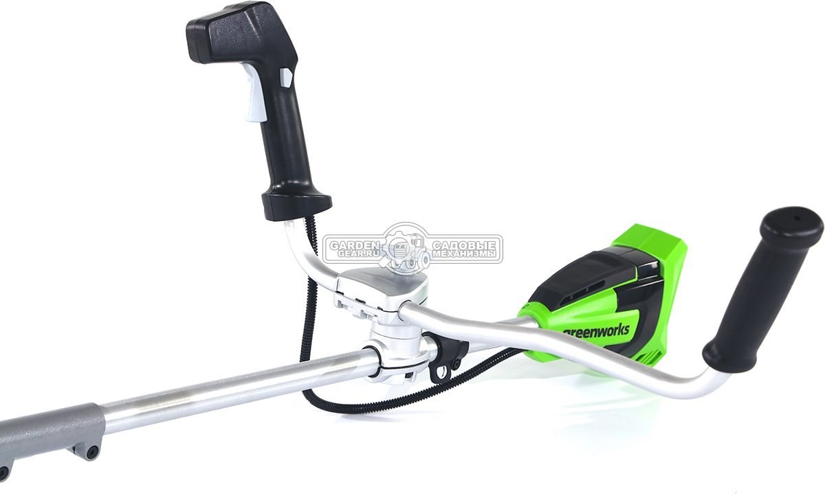 Мотокоса аккумуляторная GreenWorks GD40BCB без АКБ и ЗУ (PRC, BL 40В, верхнее расп.двигателя, 4Т нож + леска 2.0 мм, Т-рукоятка, ремень, 4.5 кг)