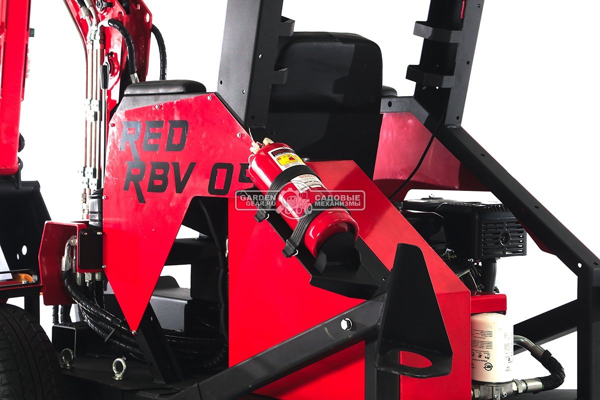 Прицепной экскаватор RED Rhino RBV-06 максимальная комплектация, Lifan 15 л.с., глубина копания 2,2 м., ковш 250 мм., 600 кг.