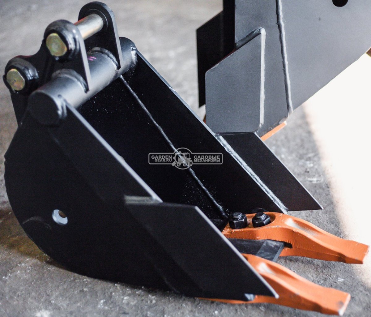 Ковш траншейный RED 250 мм. для мини-экскаватора, 28,5 кг.