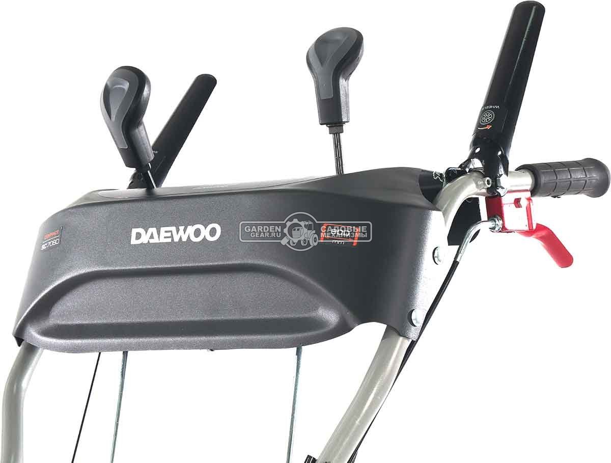 Подметальная машина Daewoo SC 7080 (PRC, Daewoo 212 см3, скорости 6/2, ширина 80 см., диаметр 35 см., колеса EX-ICE, 83 кг.)