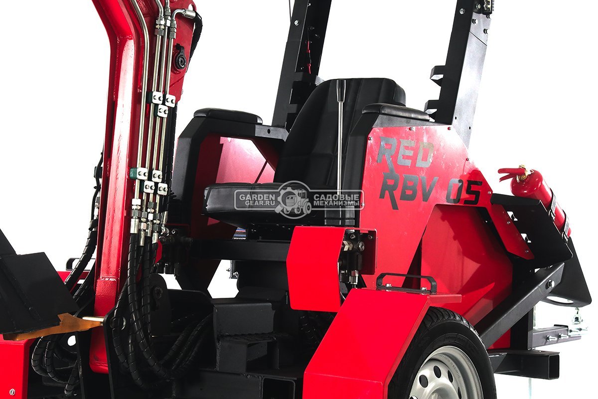 Прицепной экскаватор RED Rhino RBV-06 максимальная комплектация, Lifan 15 л.с., глубина копания 2,2 м., ковш 250 мм., 600 кг.