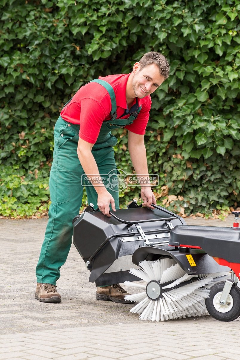 Подметальная машина Limpar 72 с щеткой для снега и грязи (GER, Honda GCVx170, 166 куб.см., ширина 70 см., диаметр 28 см., 1 вперед, 45 кг.)