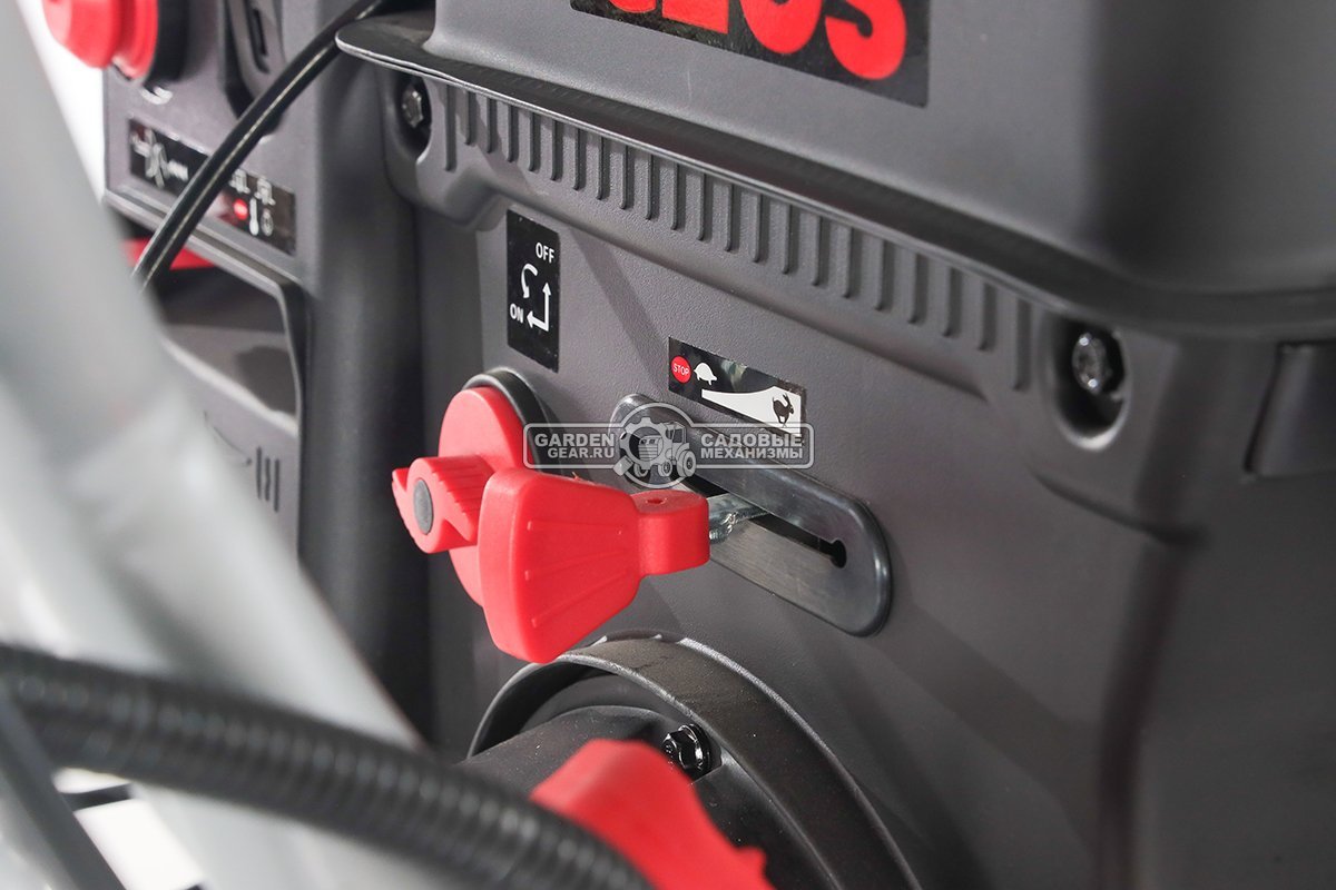 Снегоуборщик Geos Arctic Line 700 E (PRC, 70 см, Loncin, 375 куб.см., скорости 6/2, автоматический дифференциал, фара, эл/стартер 220В, 123 кг)