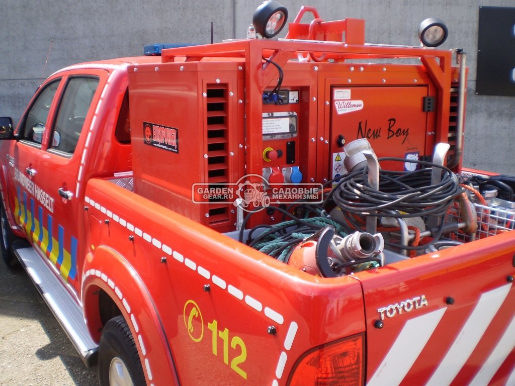 Дизельный генератор Europower EPS 113 TDE серия NEW BOY в шумоз. кожухе (BEL, Kubota; 482 куб.см.; 380 В; 11 кВт; 25 л; эл. старт; 345 кг)