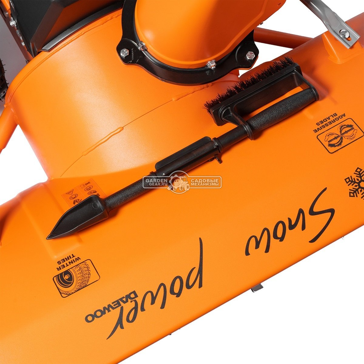 Снегоуборщик Daewoo DAST 17110 (EFI) (PRC, 108 см., Daewoo WXE 450 EFI, 450 куб.см., запуск от аккумулятора, фара, скорости 5/2, 4 колеса, 153 кг.)