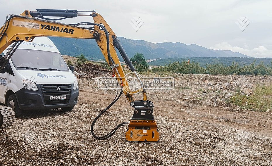 Вибротрамбовка Delta CP25 (2 тс, 0.3 м2, 41,6 Гц, 35-80 л/мин, 160-210 бар, 290 кг.)