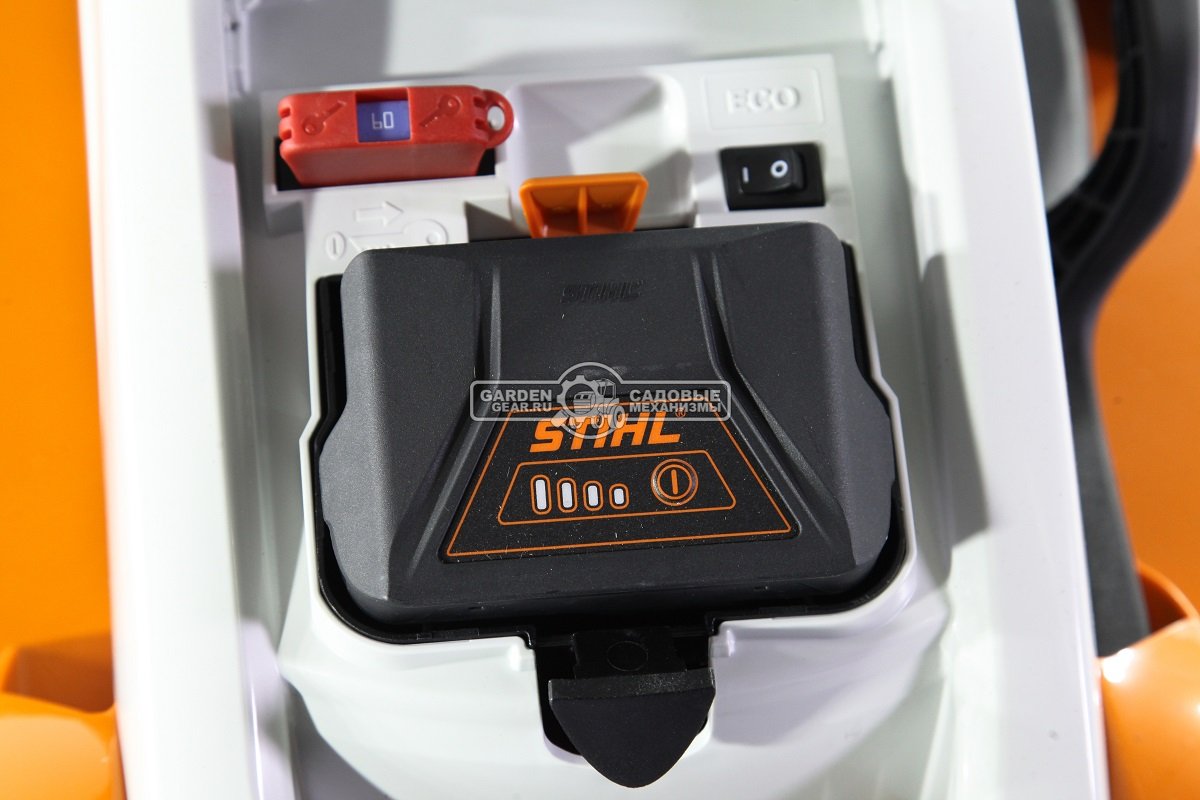 Газонокосилка аккумуляторная Stihl RMA 339.0 C без АКБ и ЗУ (AUT, 36В Compact, 37 см., несамоходная, травосборник 40 л,, монорукоятка, 16 кг.)