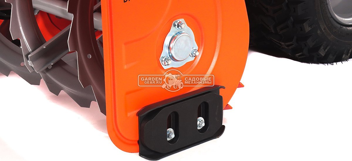 Снегоуборщик Daewoo DAST 17110 (LCT) (PRC, 108 см., Daewoo WXE 450, 450 куб.см., запуск от аккумулятора, фара, скорости 5/2, 4 колеса, 150 кг.)