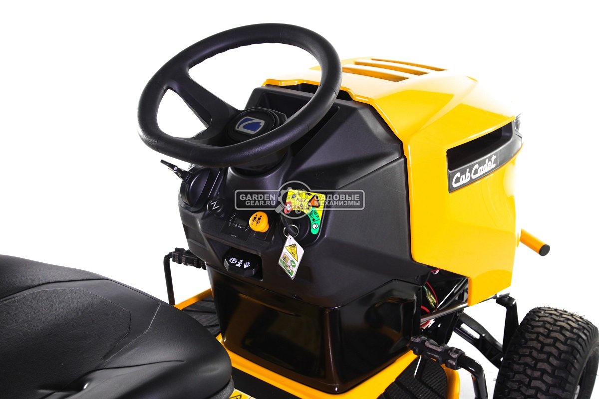 Садовый трактор Cub Cadet XT2 QR106 (USA, Kawasaki, V-Twin, 726 куб.см., гидростатика, травосборник 320 л., ширина кошения 106 см., 253 кг.)