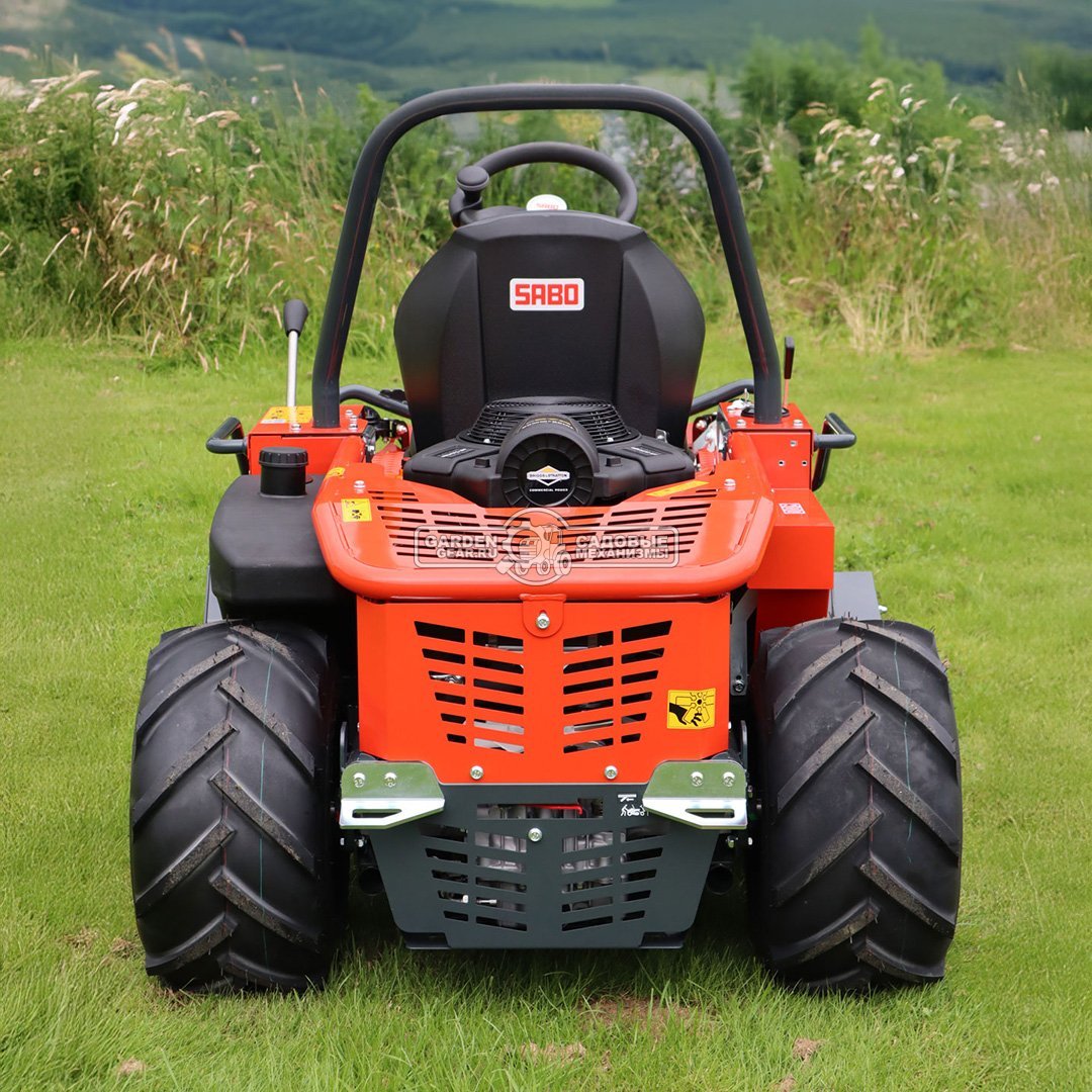 Садовый трактор для высокой травы и работы на склонах SABO GLADIATOR 95 F AWD (GER, B&S Intek 8-44C8, 724 куб.см., 95 см, дифференциал, 388 кг.)