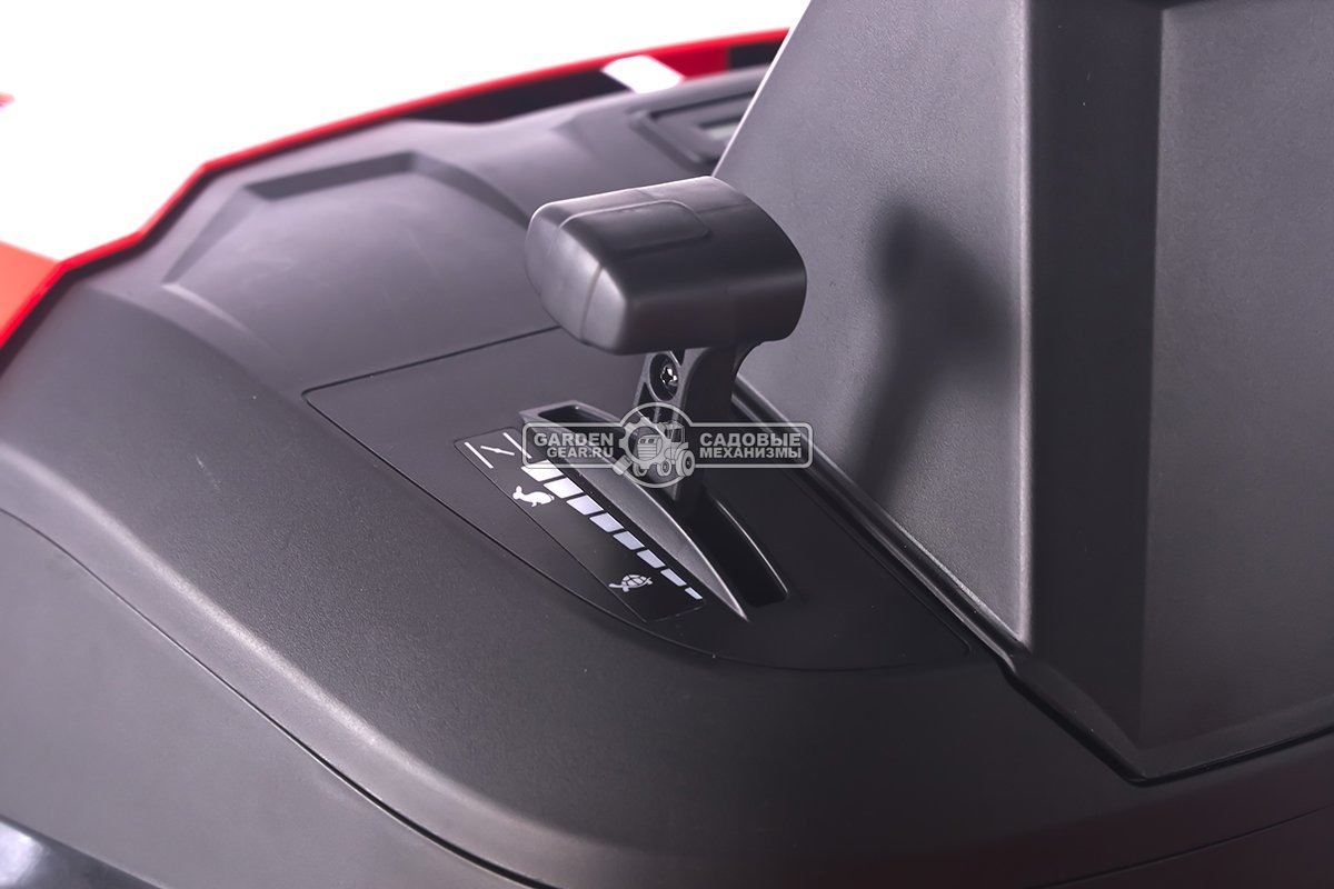 Садовый трактор Evoline TRG 98 CH (PRC, Loncin 452 куб.см., гидростатика, ширина кошения 96 см, травосборник 245 л, 200 кг.)