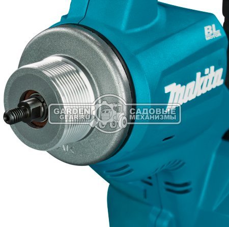 Аккумуляторный вибратор для бетона Makita VR001GZ без АКБ и ЗУ (PRC, XGT 40В, 2 скор. вибр. 12 000-15 500, 1.4 кг)