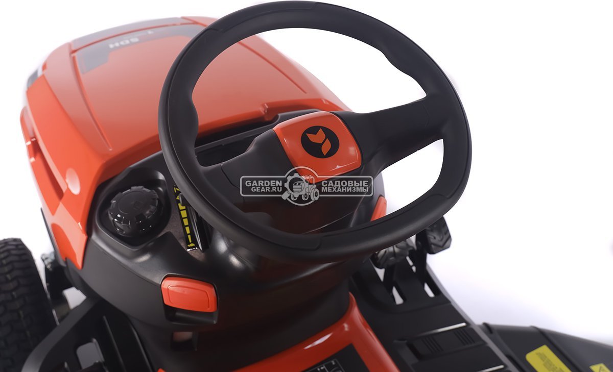 Садовый трактор Yard Fox Optima T 108 SDH (PRC, Loncin V-Twin 586 куб.см., гидростатика, боковой выброс, ширина кошения 108 см, 200 кг)