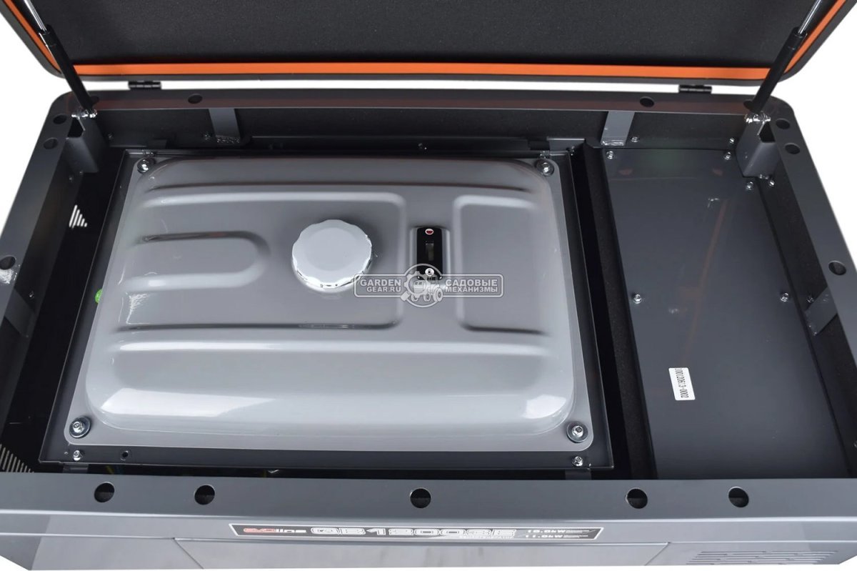 Бензиновый генератор EVOline QB 12003 E трёхфазный в шумозащитном кожухе (PRS, Zongshen, 679 см3, 11/10 кВт, электростартер, 27 л, 171 кг)