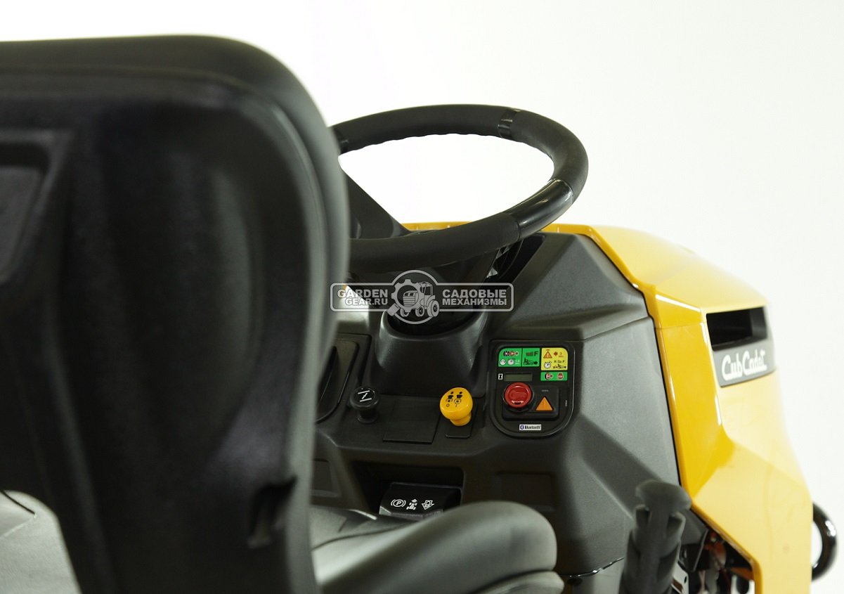 Садовый трактор Cub Cadet XT2 PS107 (USA, Kawasaki, V-Twin, 603 куб.см., гидростатика, боковой выброс, ширина кошения 107 см., 210 кг.)