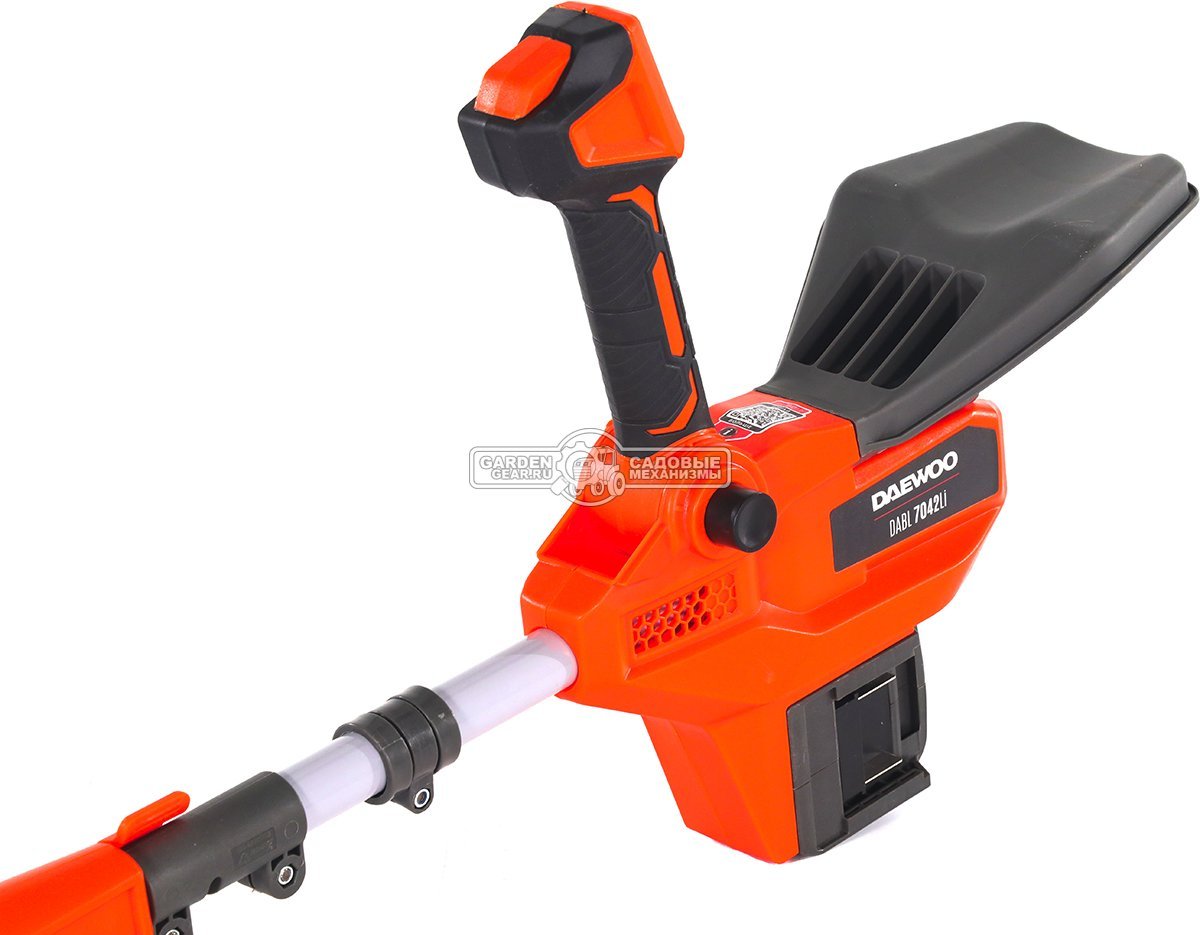 Воздуходувка аккумуляторная Daewoo DABL 7042Li без АКБ и ЗУ (PRC, BL 2x21В, 70 м/с, 1400 м3/ч, 3.1 кг)