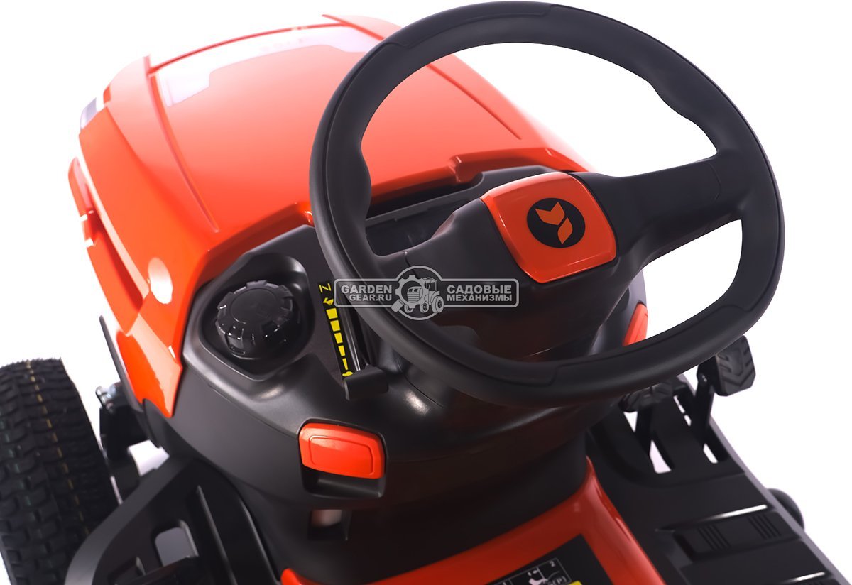 Садовый трактор Yard Fox Optima T 108 RDH (PRC, Loncin V-Twin 586 куб.см., гидростатика, травосборник 260 л, ширина кошения 108 см, 220 кг)
