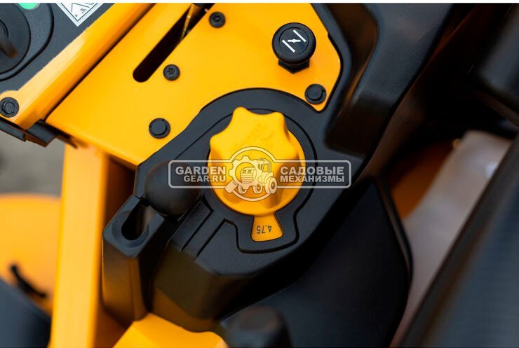 Садовый райдер Cub Cadet Ultima Series ZTXS6 60 с нулевым радиусом разворота (USA, Kawasaki, 852 куб.см., гидростатика, ширина 152 см., 680 кг.)