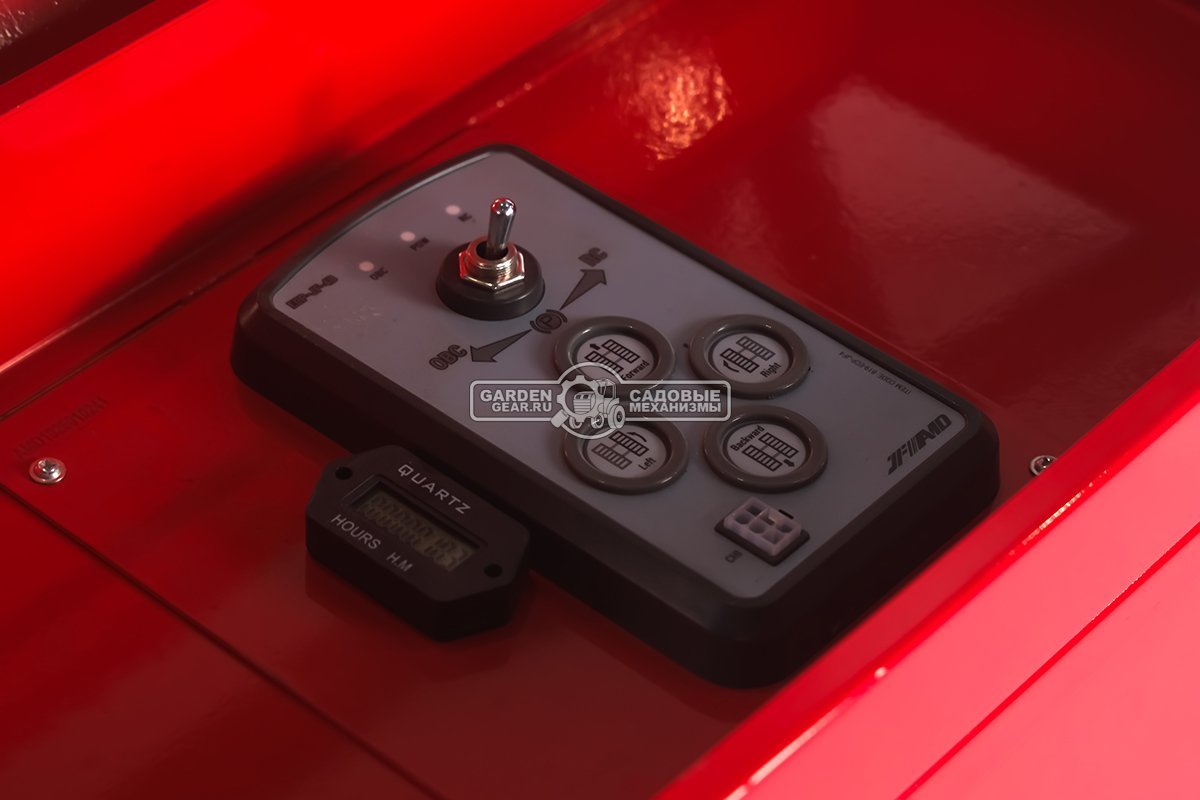 Косилка для высокой травы и кошения склонов ZimAni RLM100 PRO с дистанционным управлением (PRC, 100 см, дизель, LCT 499 см3, 2x0,6 кВт, 395 кг)
