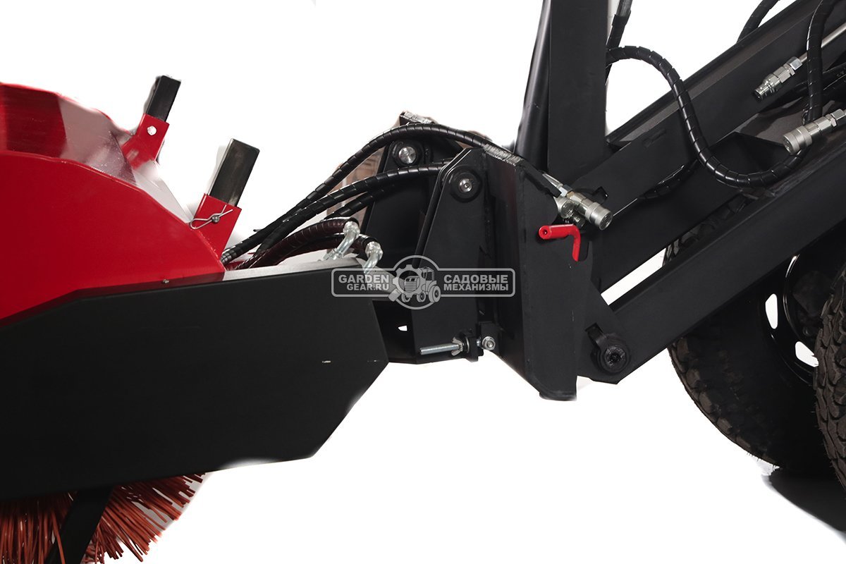 Мини-погрузчик шарнирно сочленённый RED RBF-03 + щетка коммунальная (Zongshen GB750EFI 30 л.с., до 700 кг., ковш 150 л., 1270 кг.)