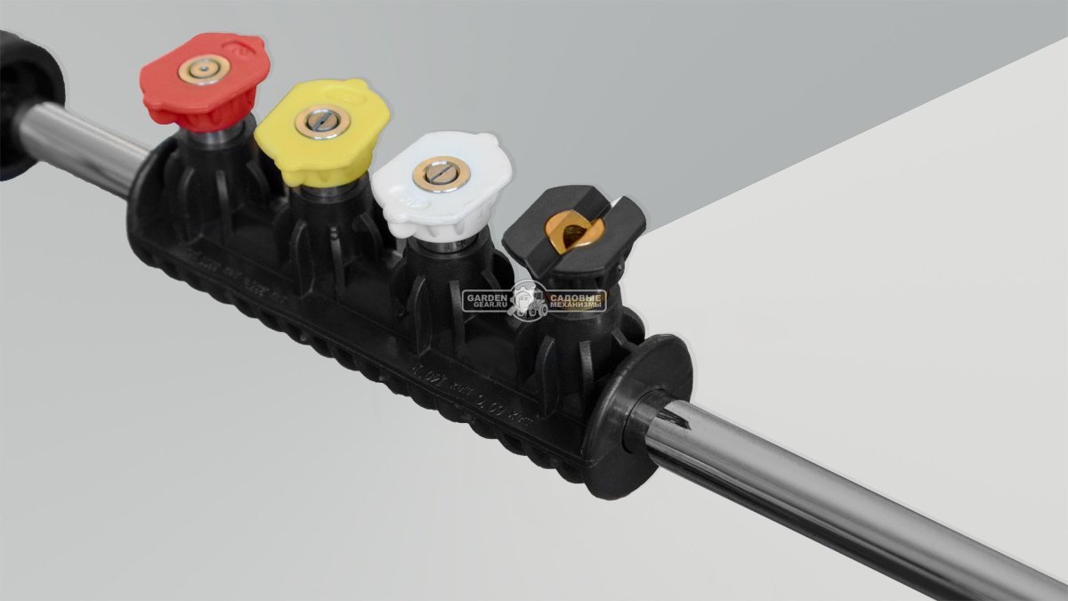 Бензиновая мойка высокого давления Lavor Lander 3000 (4.8 кВт, 210 бар, 690 л/час, шланг 10 м, вес 32 кг)