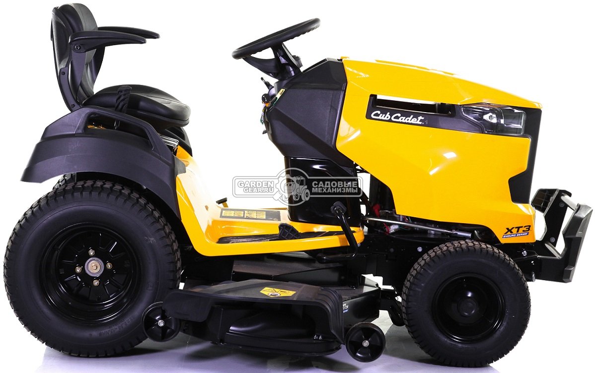 Снегоуборочный трактор Cub Cadet XT3 QS137 с 3X роторным снегоуборщиком