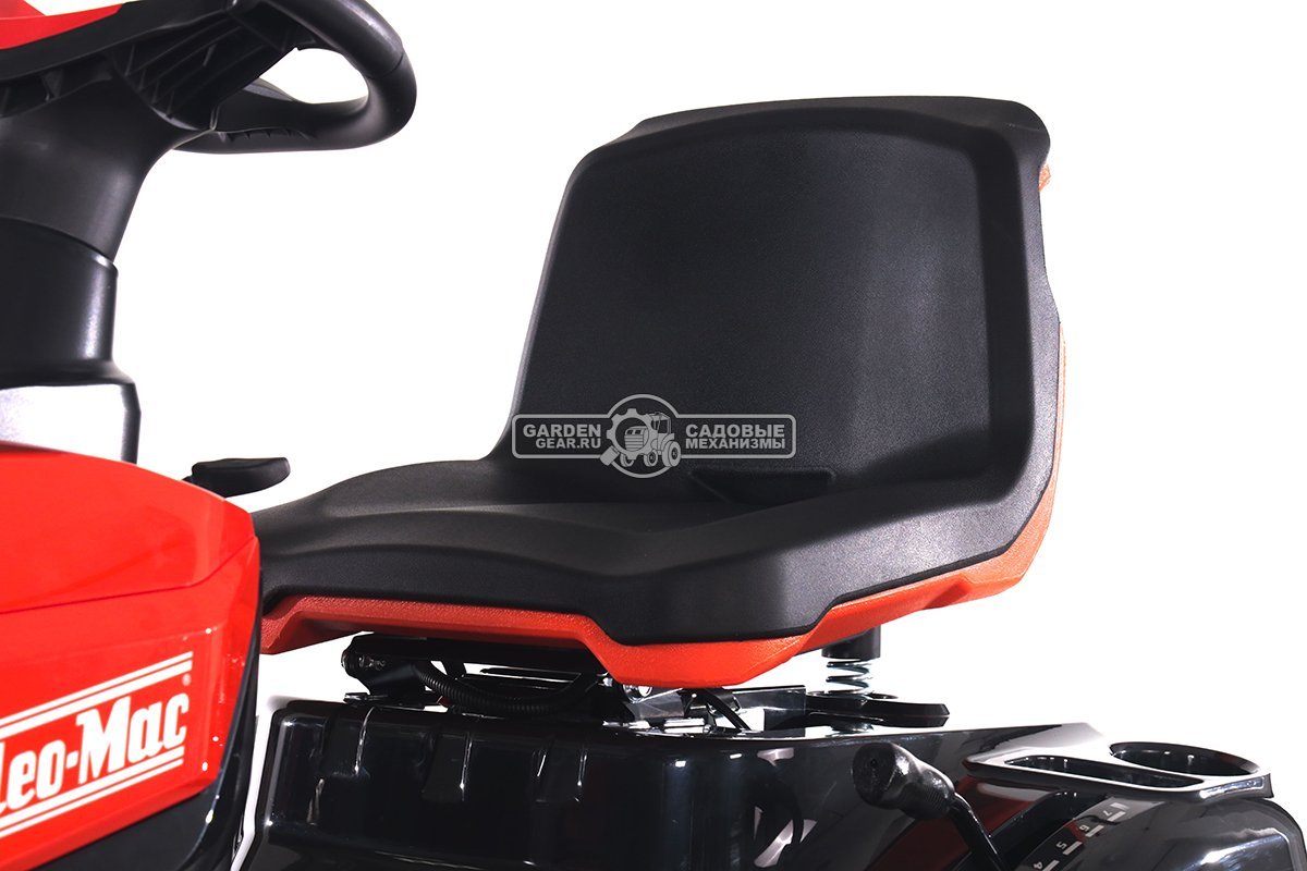 Садовый трактор Oleo-Mac OM 109L/16 K (PRC, Emak K 1600 AVD, 452 см3, 108 см., боковой выброс, гидростатика, 170 кг.)
