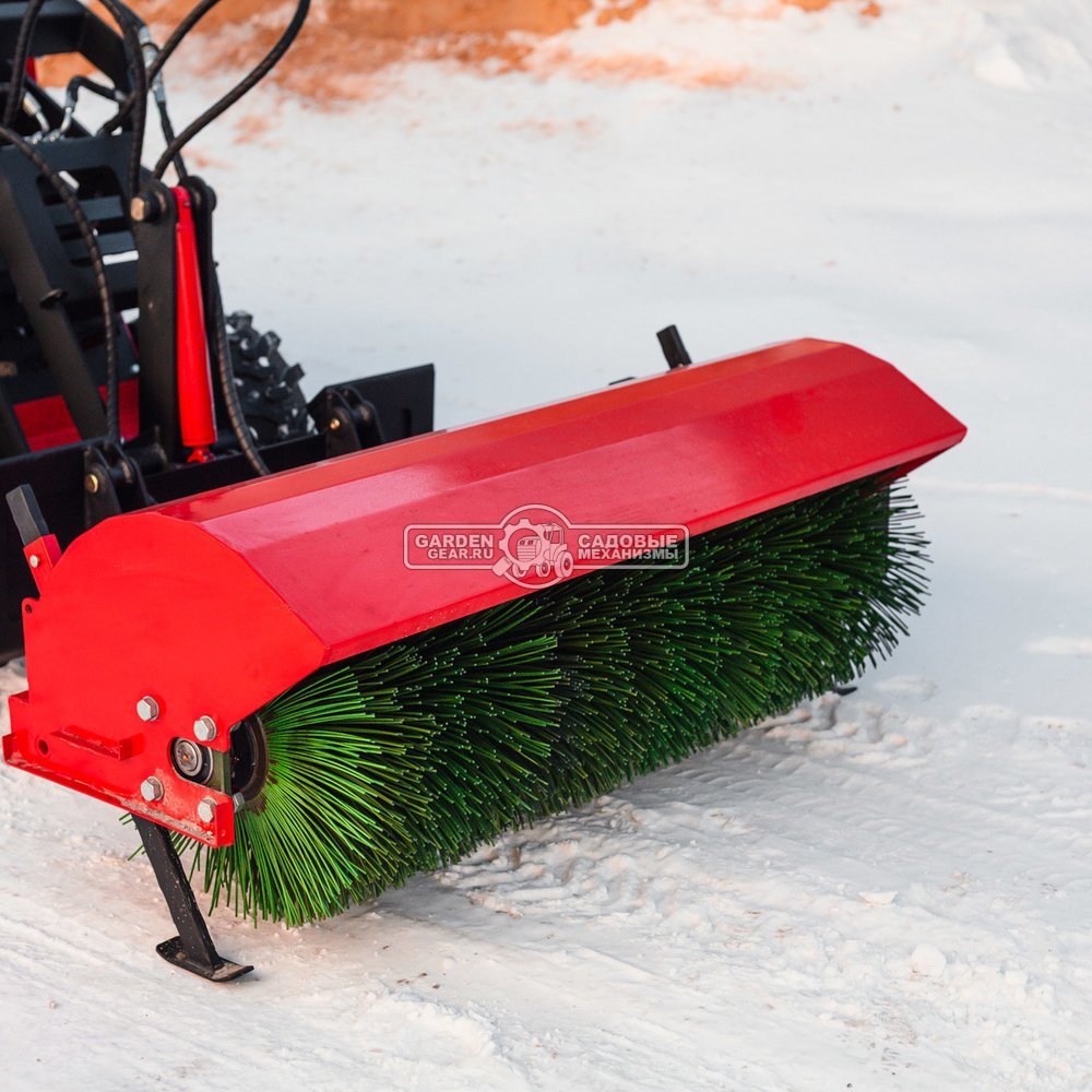 Щетка коммунальная RED 160 см. с шарнирным поворотом в 2 стороны для мини-погрузчика, 192,5 кг. 