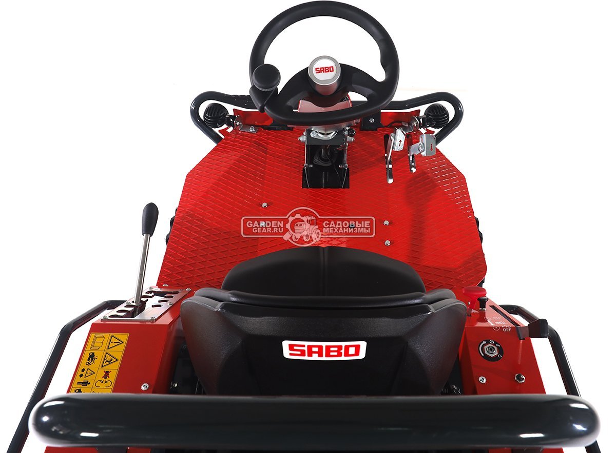 Садовый трактор для высокой травы и работы на склонах SABO GLADIATOR 95 F AWD (GER, B&S Intek 8-44C8, 724 куб.см., 95 см, дифференциал, 388 кг.)