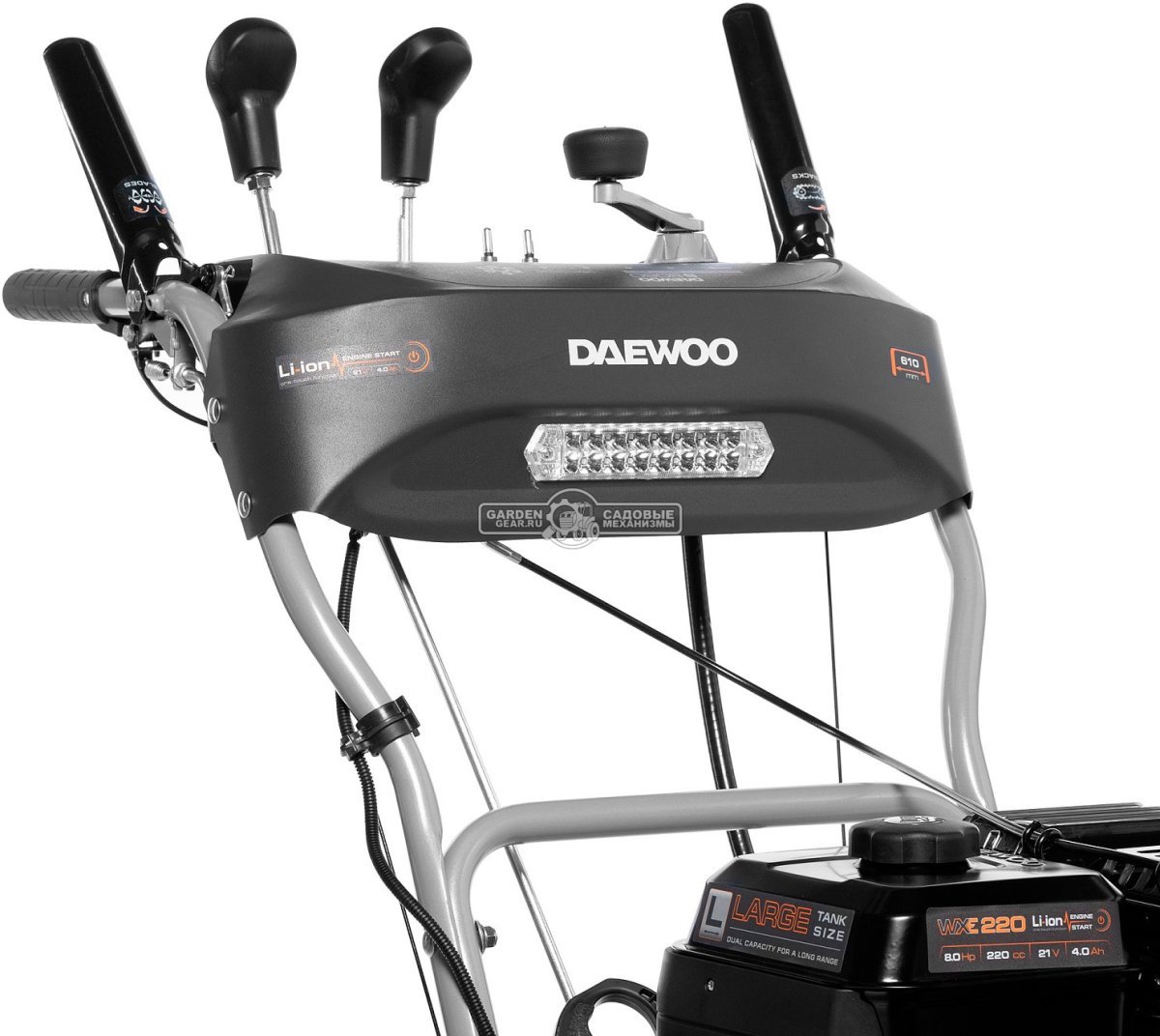 Снегоуборщик Daewoo S 8060 гусеничный (PRC, 61 см., Daewoo, 220 куб.см., эл/стартер 21В, фара, скорости 6/2, подогрев рукояток, 83 кг.)