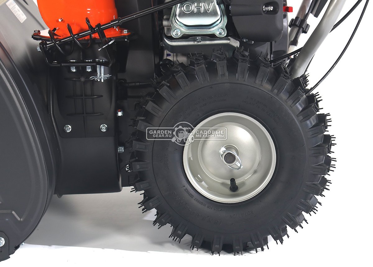 Снегоуборщик Yard Fox 6652E Basic (PRC, 66 см, Rato, 224 см3, эл/стартер 220В, подогрев рукояток, фара, скорости 6/2, 60 кг)